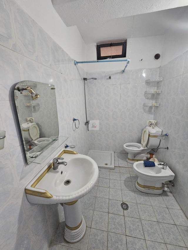 Durres, jepet me qera apartament 2+1+BLK Kati 4, 80 m² 30.000 Leke (PRANE MUZEUMIT, DURRES)