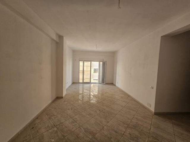 Durres, shitet apartament 2+1+BLK Kati 5, 84 m² 86.000 Euro (Prane Palace Plazh)