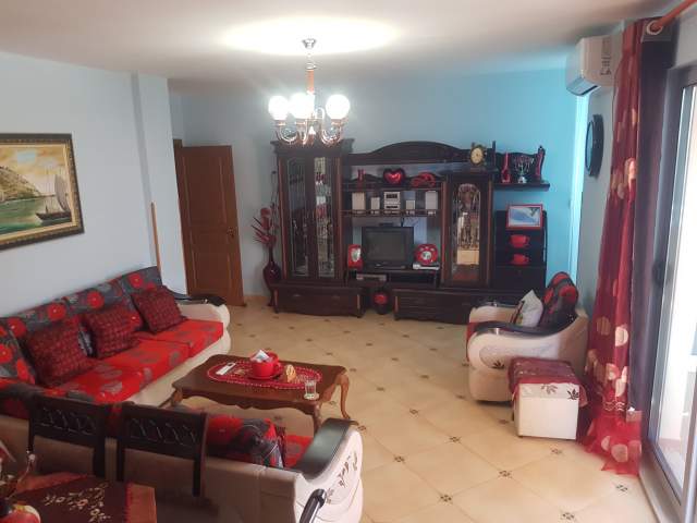 Shkoder, jepet me qera apartament 2+1+A+BLK Kati 7, 400 Euro (Vasil Shanto)