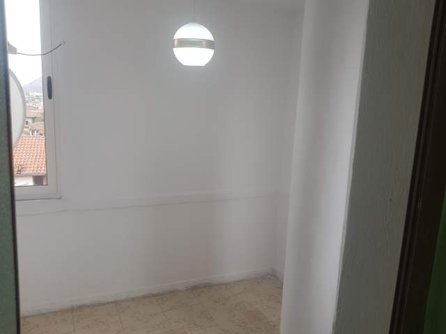 Shkoder, jepet me qera apartament 1+1 Kati 5, 68 m² 20.000 Leke (Parruce)