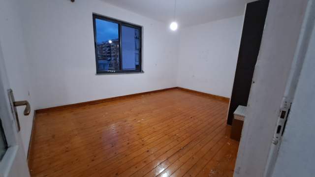 Shes apartament 2+1+A+BLK Kati 5, 78,3 m² 118.000 Euro , Rruga e Kavajes,  perballe Spitalit Gjerman