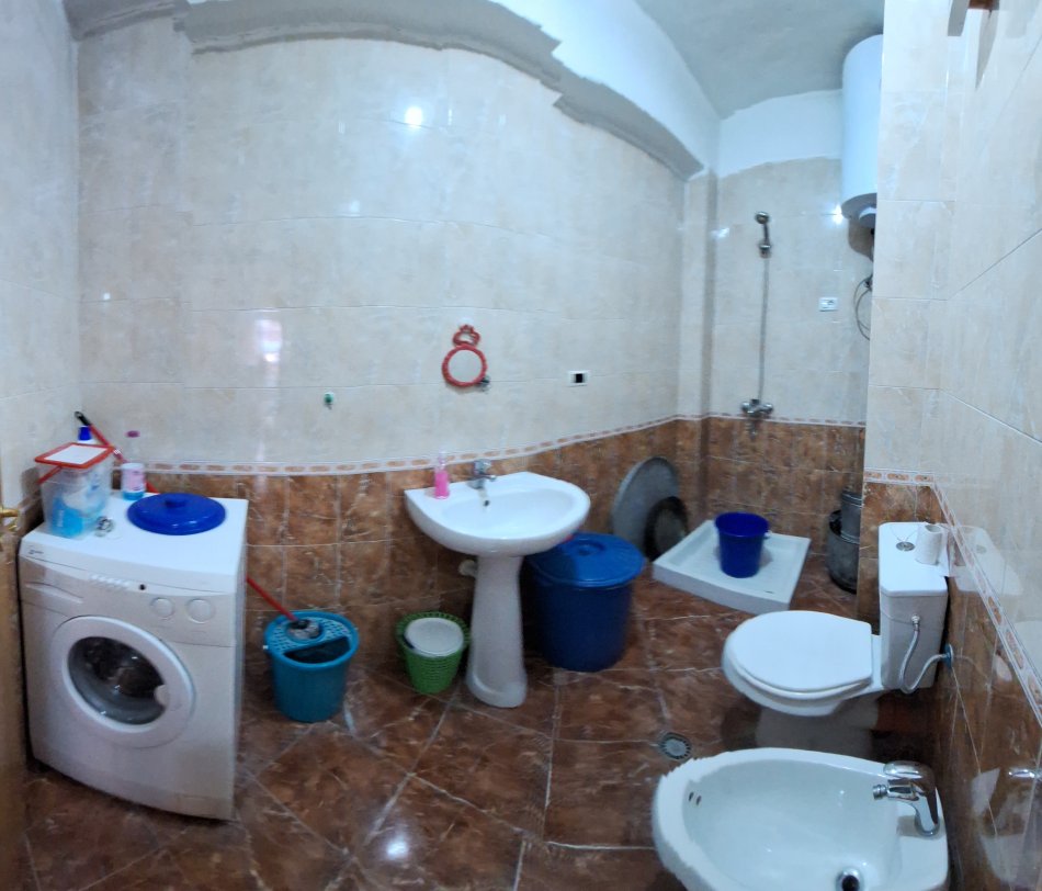 Tirane, shitet apartament 1+1+Aneks+Ballkon Kati 4, 67 m² 130.000 € (rruga e elbasanit , dega e thesarit)