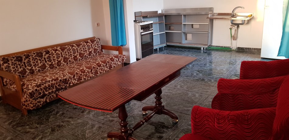 Tirane, jepet me qera shtepi 2+1+Ballkon Kati 2, 80 m² 400 € (Kristaq capo)