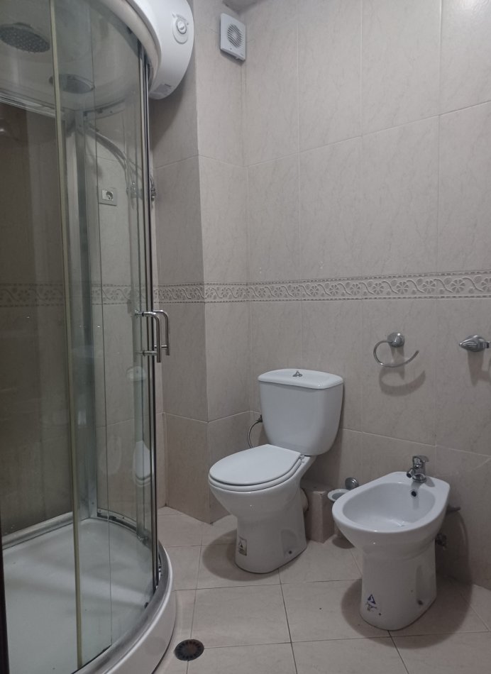 Ambjent Biznesi me Qera 1300 €
