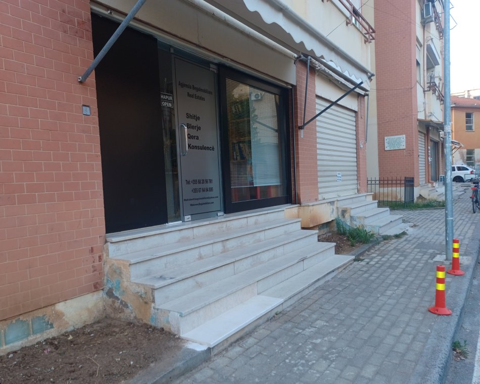 Dyqan (zyre) +Apartament