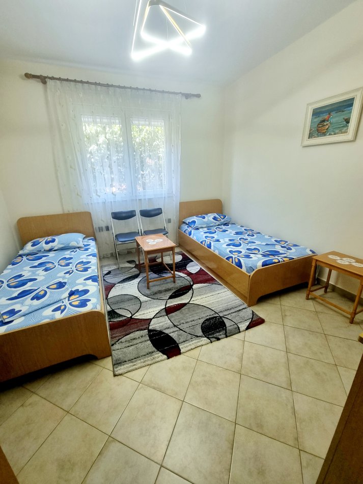 Tirane, jepet me qera apartament 2+1+Aneks Kati 2, 110 m² 490 € (Brryli, Drejtoria E Policise se Pergjithshme, Shkolla Ali Demi)