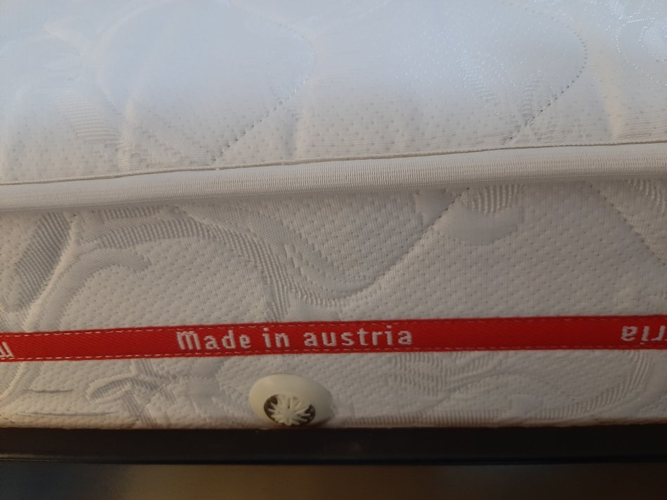 Tirane, shes dyshek tek, 60 €