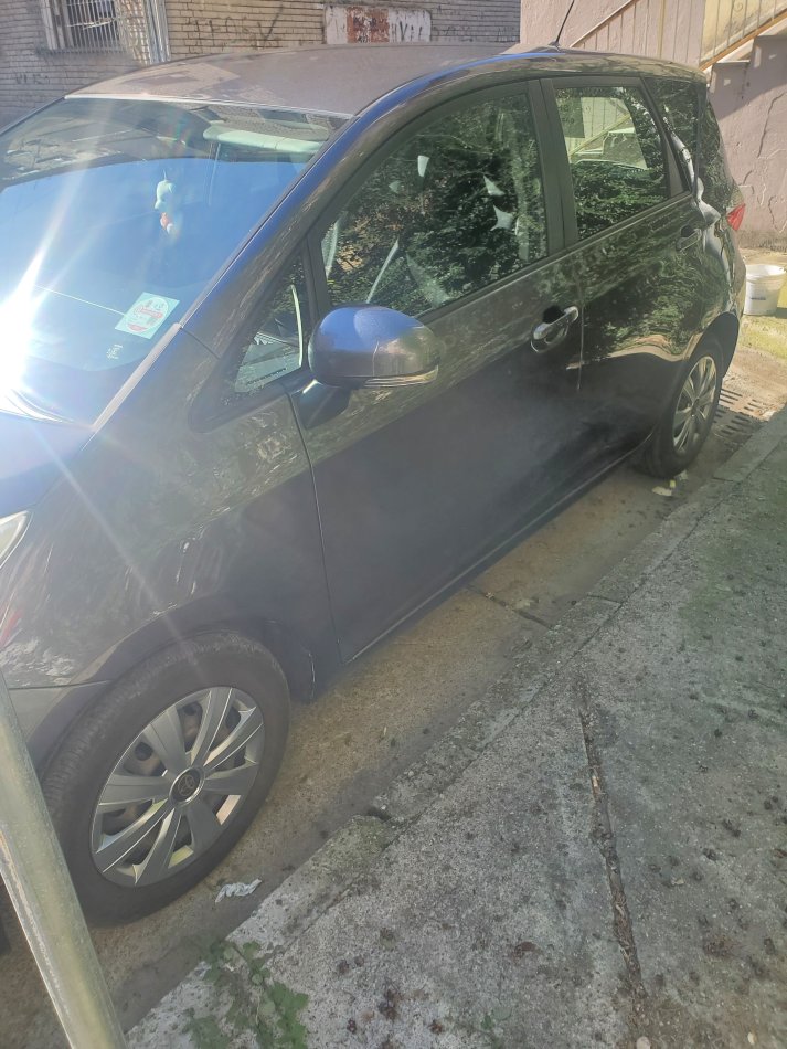 Tirane, shes Toyota Verso S 1.4 Nafte gri e erret automatik Kondicioner 160.000 km
