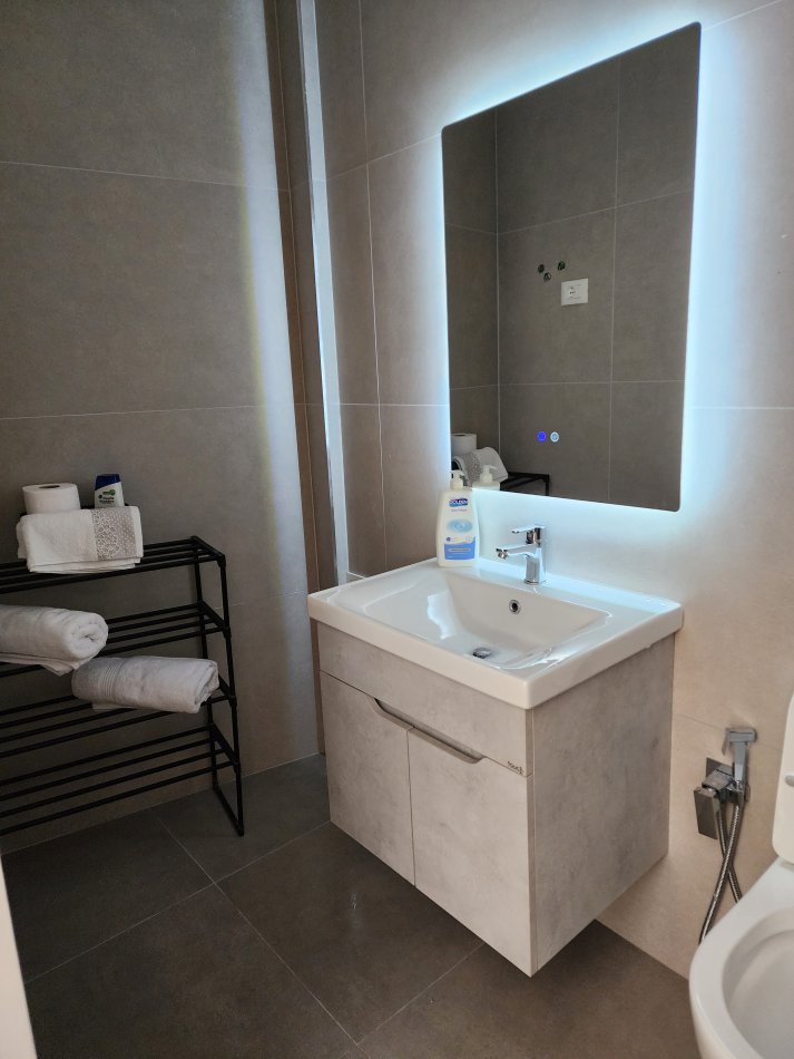 Tirane, jepet me qera 1+1 Kati 0, 32 m² 30 € (Qyteti Studenti)