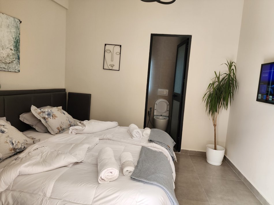 Tirane, jepet me qera 1+1 Kati 0, 32 m² 30 € (Qyteti Studenti)