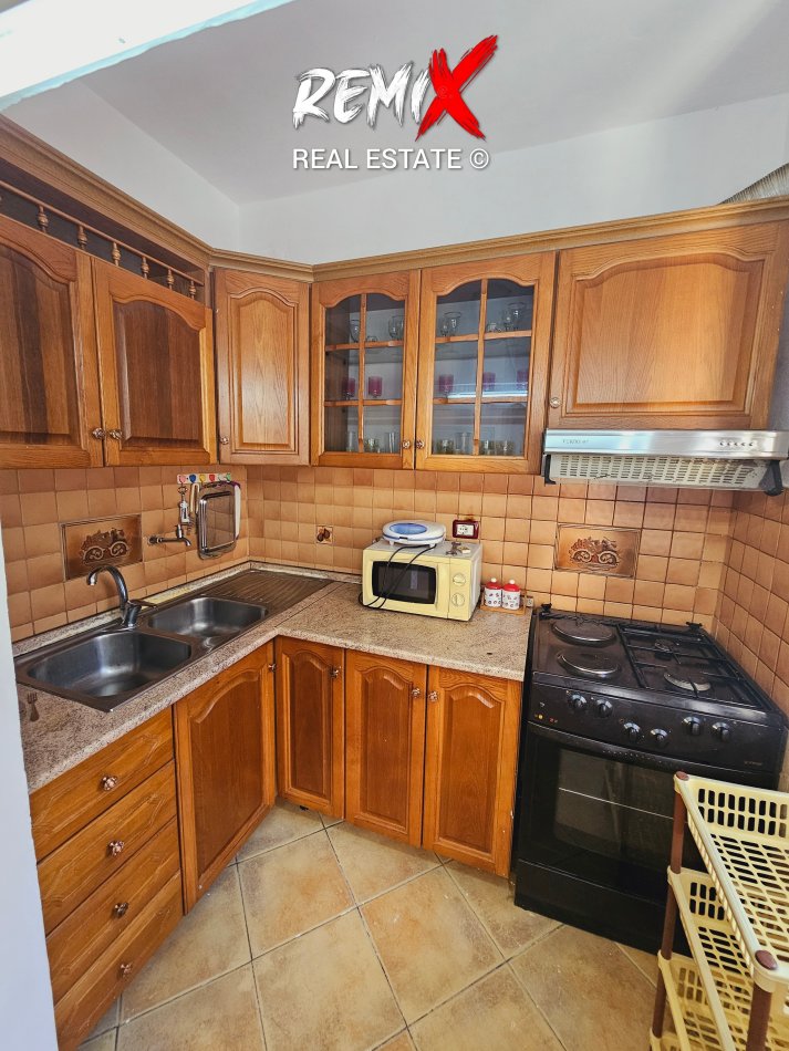 Durres, jepet me qera apartament 2+1+Aneks+Ballkon Kati 1, 85 m² 300 € 