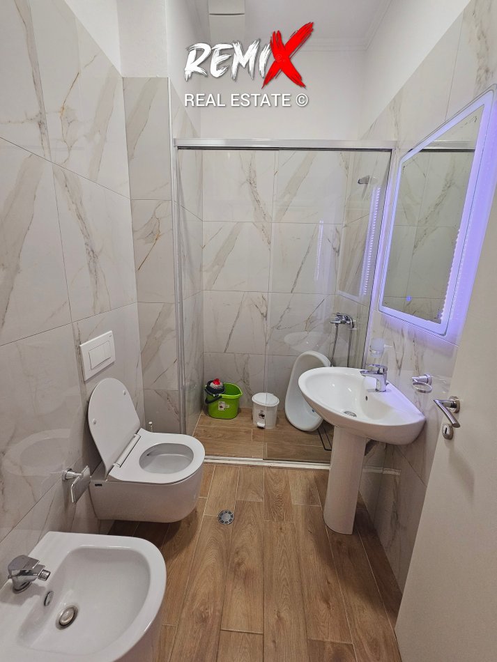 Durres, jepet me qera apartament 1+1+Aneks+Ballkon Kati 2, 60 m² 400 € 