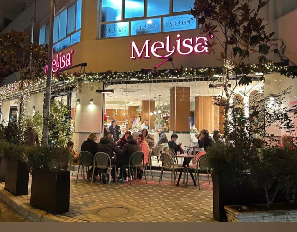 FRESK, shes 2+1 (E mobiluar), Kati 2,  sip.111 m², 125.000 € (FRESK, PASTICERI MELISA)