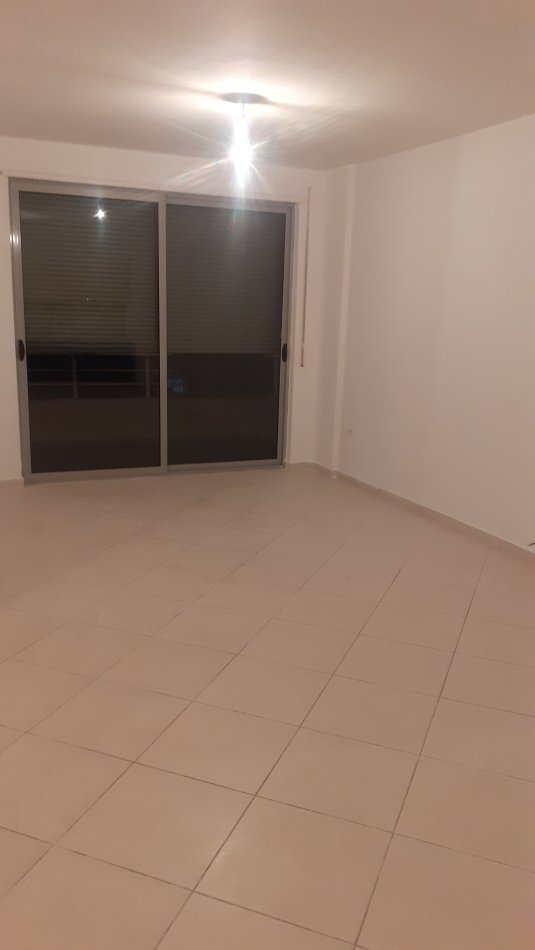 Tirane, shitet apartament 2+1+Ballkon (ne Astir), shitet edhe me KREDI