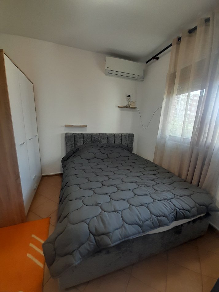 Tirane, jepet me qera Garsioner,Kati 3, 50m² 400 € (Concord Center, 5 Maj)