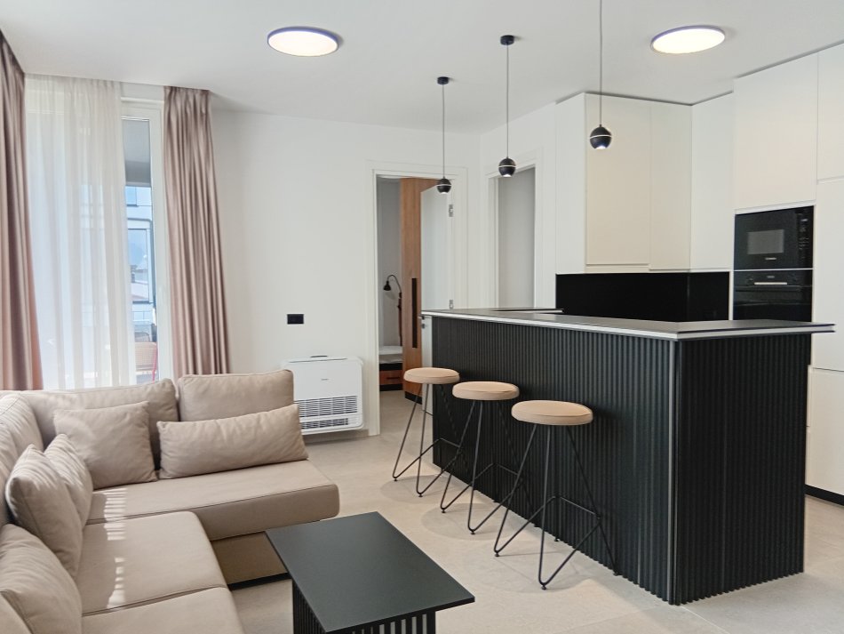 Tirane, jepet me qera apartament 2+1+Aneks+Ballkon Kati 1, 80 m² 1.350 € (Prane Spitalit te Kafsheve)