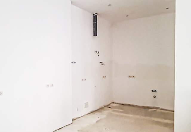 Tirane, shitet apartament 130 m² 160.000 Euro
