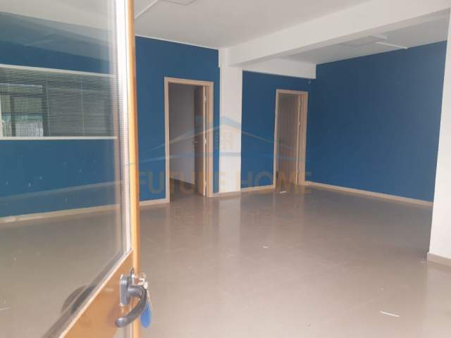 Tirane, jepet me qera apartament Kati 2, 86 m² 600 Euro (Fusha E Aviacionit)