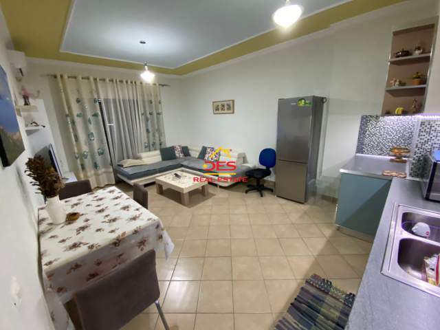 Shqiperi, jepet me qera apartament 1+1+BLK Kati 2, 77 m² 380 Euro (Rruga Dhimiter Konomi, Vlore)