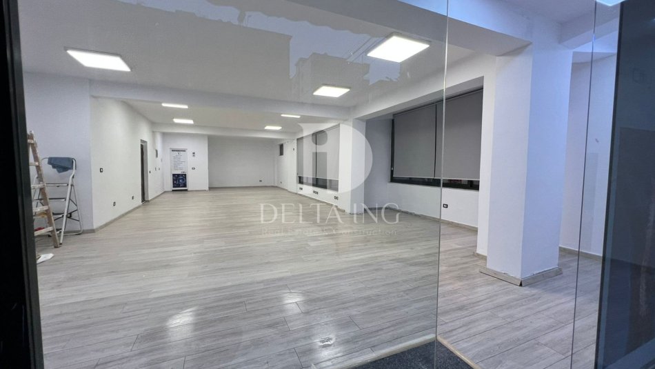 Tirane, jepet me qera ambjent biznesi Kati 0, 120 m² 1.500 € (Rruga Durresit)
