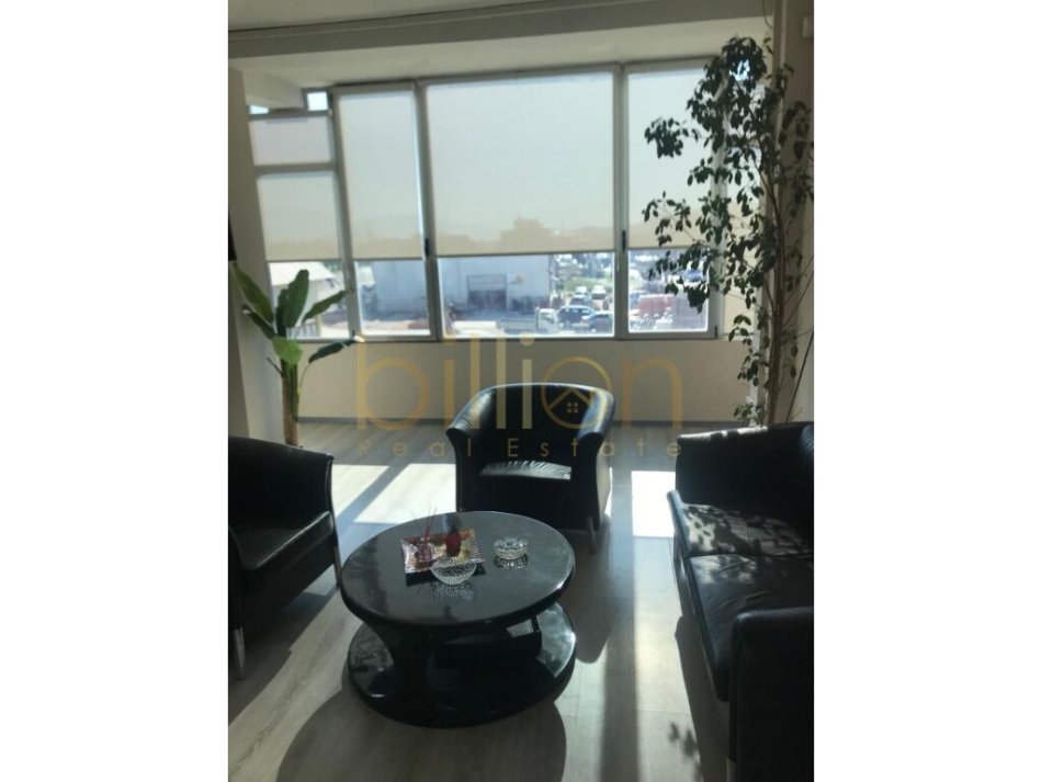 Tirane, jepet me qera ambjent biznesi , 440 m² 1.100 € (Autostrada Tirane -Durres, Tirana, Albania)