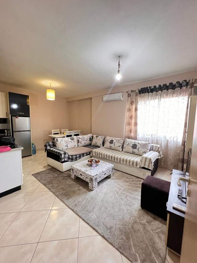 Tirane, shitet apartament 1+1+BLK Kati 8, 56 m² 60.000 Euro (Kthesa Kamzes Prane Spitalit Hygeia)