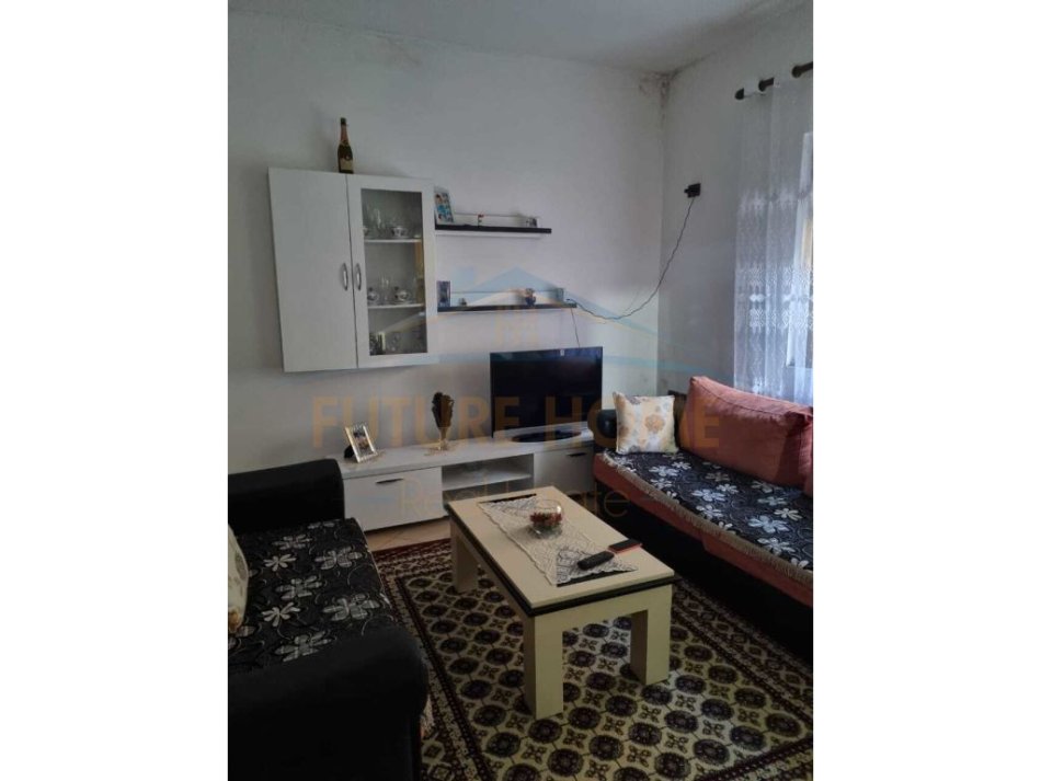 Durres, shitet shtepi 3 Katshe Kati 0, 359 m² 280.000 € (Tregu Industrial, Durres)