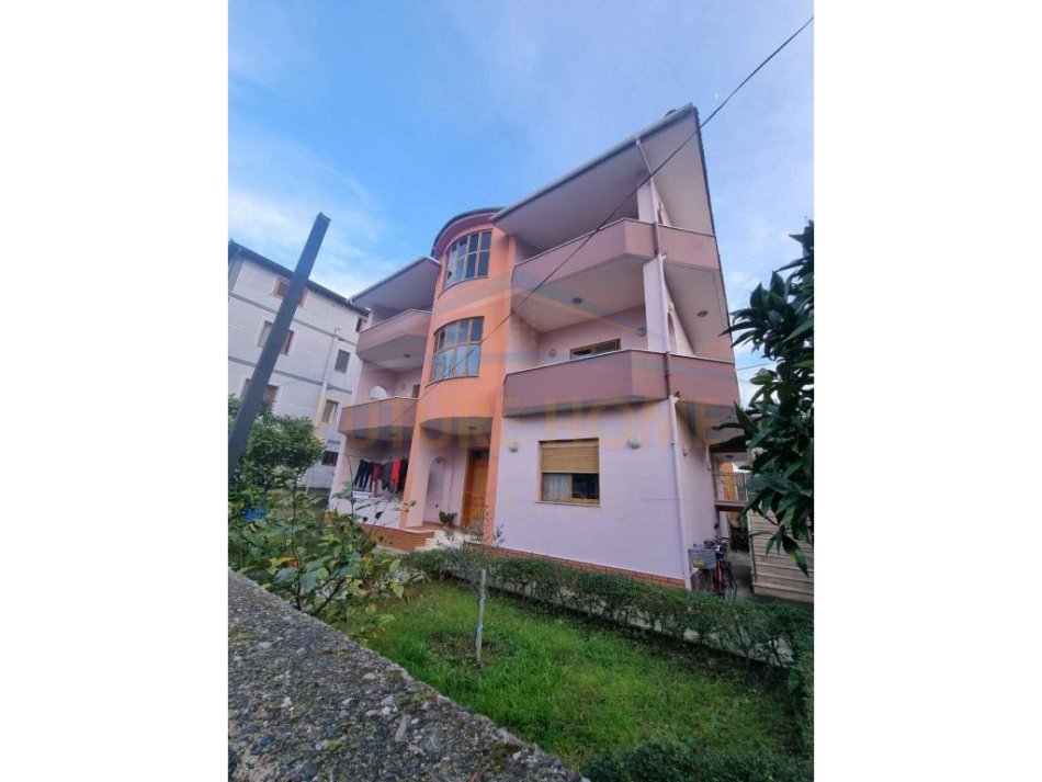 Durres, shitet shtepi 3 Katshe Kati 0, 359 m² 280.000 € (Tregu Industrial, Durres)