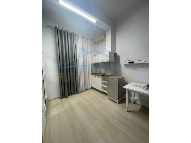 Tirane, jepet me qera apartament 1 Katshe Kati 2, 35 m² 450 Euro (sheshi wilson)