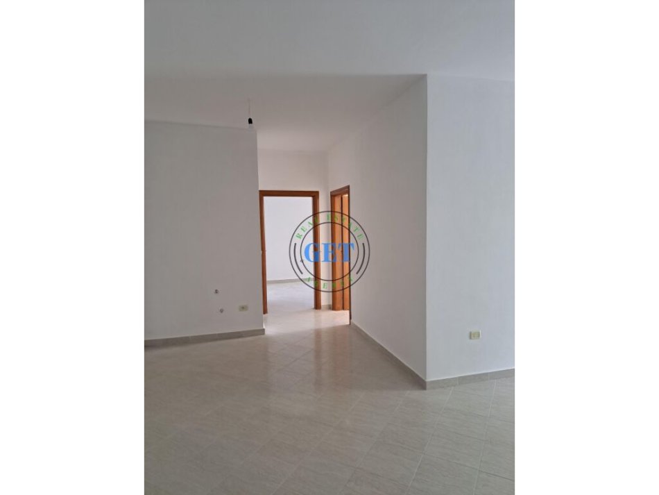 Shitet, Apartament 2+1, Prane Spitalit, Durres