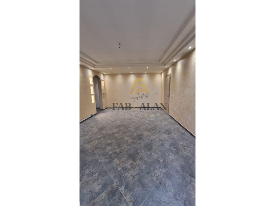 Tirane, shitet apartament 3+1 Kati 4, 122 m² 155,000 € (Varri i Bamit)