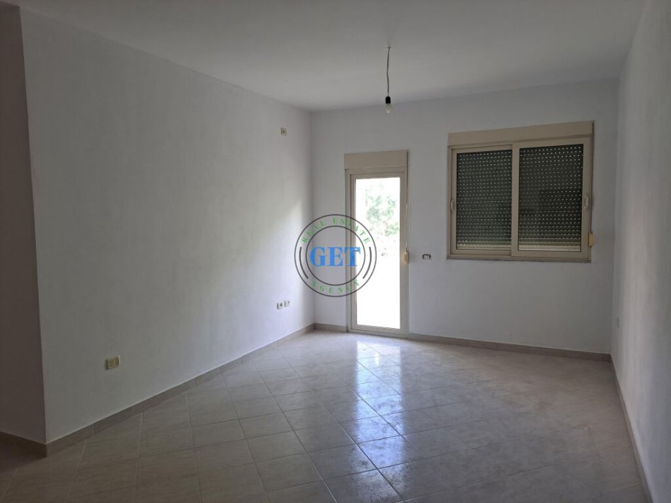 Shitet, Apartament 2+1, Prane Spitalit, Durres