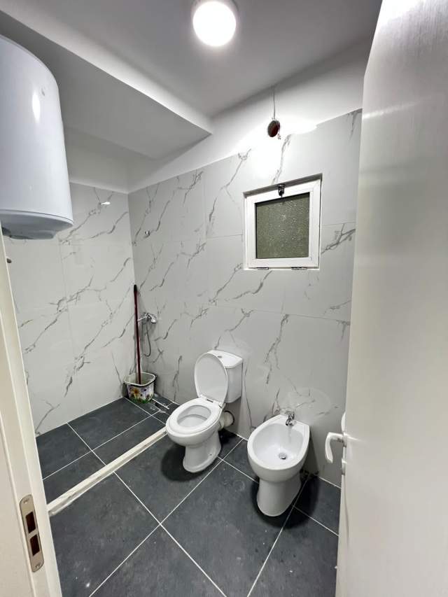 Tirane, shes apartament 2+1+BLK Kati 10, 107 m² 124.000 Euro (Laprake)