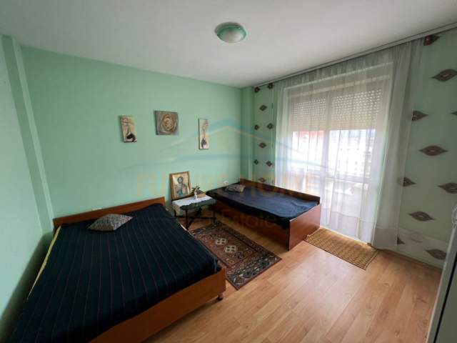 Korce, shitet apartament 2+1+BLK Kati 8, 109 m² 76.000 Euro (Lagjia 7, Korçë)