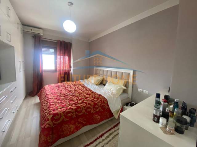 Tirane, shes apartament 2+1+BLK Kati 16, 110 m² 220.000 Euro (Qender)