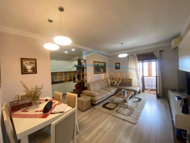 Tirane, shes apartament 2+1+BLK Kati 16, 110 m² 220.000 Euro (Qender)