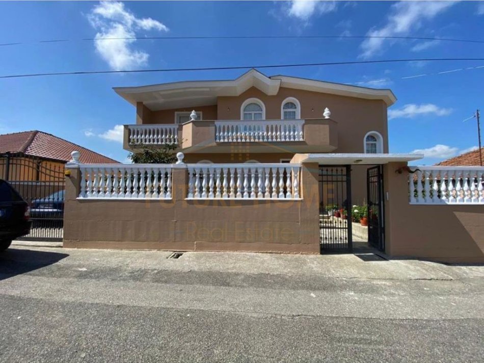Durres, shitet Vile 2 Katshe Kati 0, 309 m² 190.000 € (Manez, Gjiri i Lalezit)