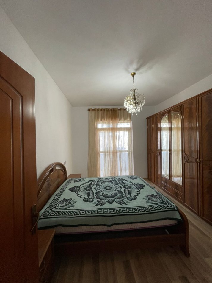 Durres, shitet apartament 2+1+Ballkon Kati 4, 70 m² 95.000 € (Stacioni Trenit Durres)