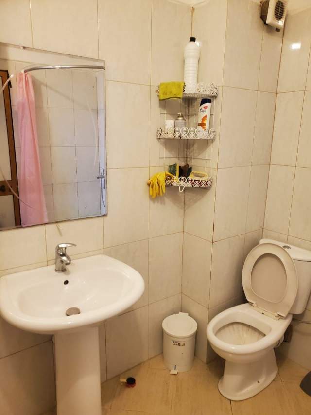 Tirane, jepet me qera apartament 3+1+BLK Kati 2, 120 m² 400 Euro (kodra e diellit , prane rezidences)