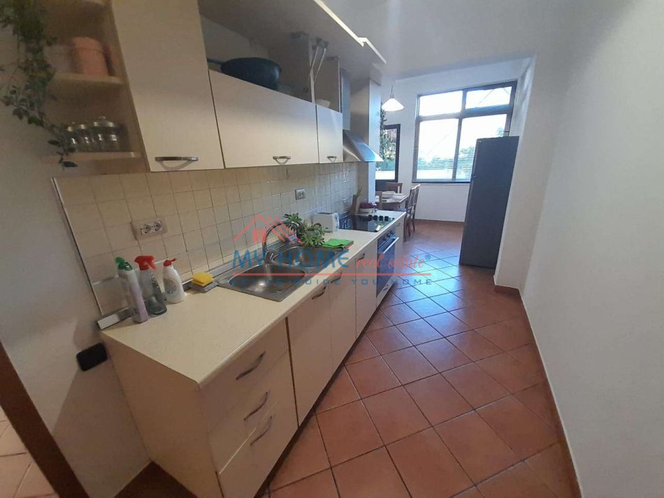 Tirane, jepet me qera apartament 2+1+Aneks Kati 2, 120 m² 55000 Leke (ali demi)
