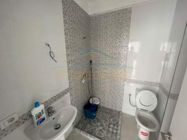 Pogradec, jepet me qera apartament 1+1+BLK Kati 1, 55 m² 150 Euro (1 Maji)