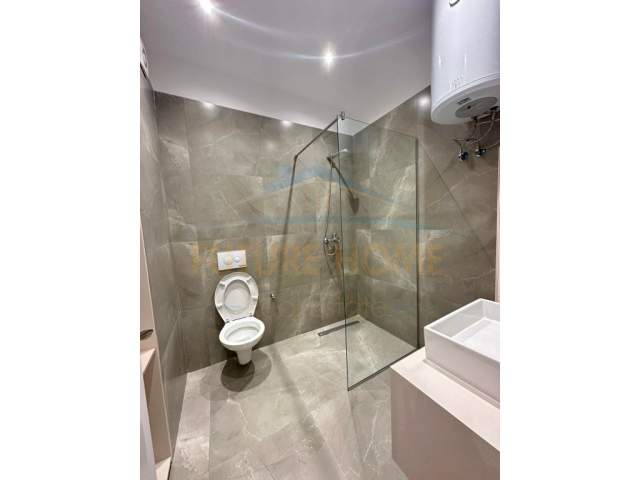 Tirane, shes apartament 2+1+BLK Kati 3, 117 m² 206.000 Euro (Unaza e Re)