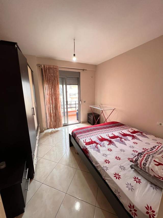 Tirane, shitet apartament 1+1+BLK Kati 8, 56 m² 60.000 Euro (Kthesa Kamzes Prane Spitalit Hygeia)