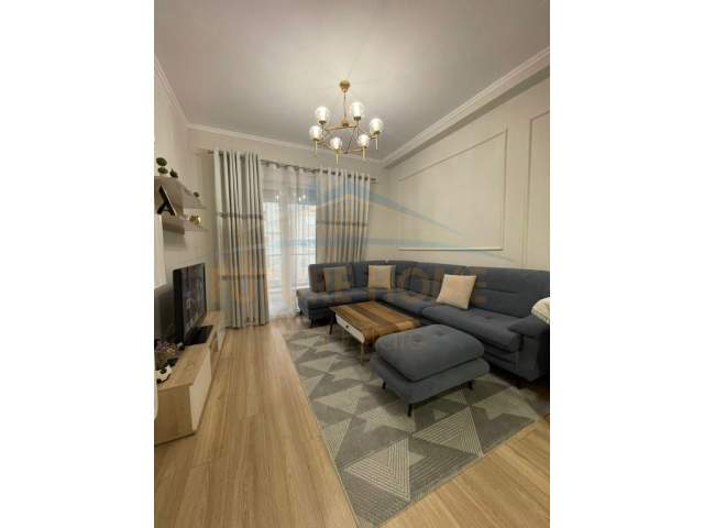 Tirane, shitet apartament 2+1+2+BLK Kati 2, 90 m² 180.000 Euro
