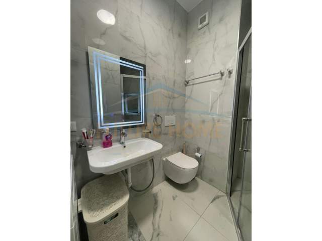 Tirane, shitet apartament 2+1+2+BLK Kati 2, 90 m² 180.000 Euro
