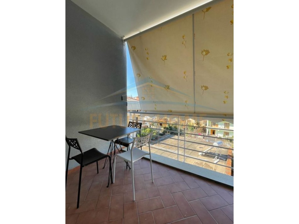 Tirane, jepet me qera apartament 2+1+Ballkon Kati 2, 108 m² 850 € (Rruga e Elbasanit)