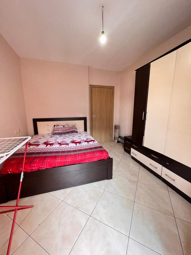 Tirane, shitet apartament 1+1+BLK Kati 8, 56 m² 60.000 Euro (Kthesa Kamzes Prane Spitalit Hygeia)