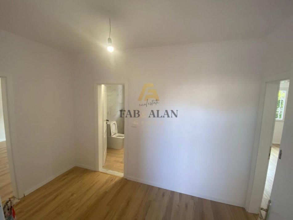 Tirane, shitet apartament 1+1 Kati 1, 56 m² 80.000 € (Ali Dem)