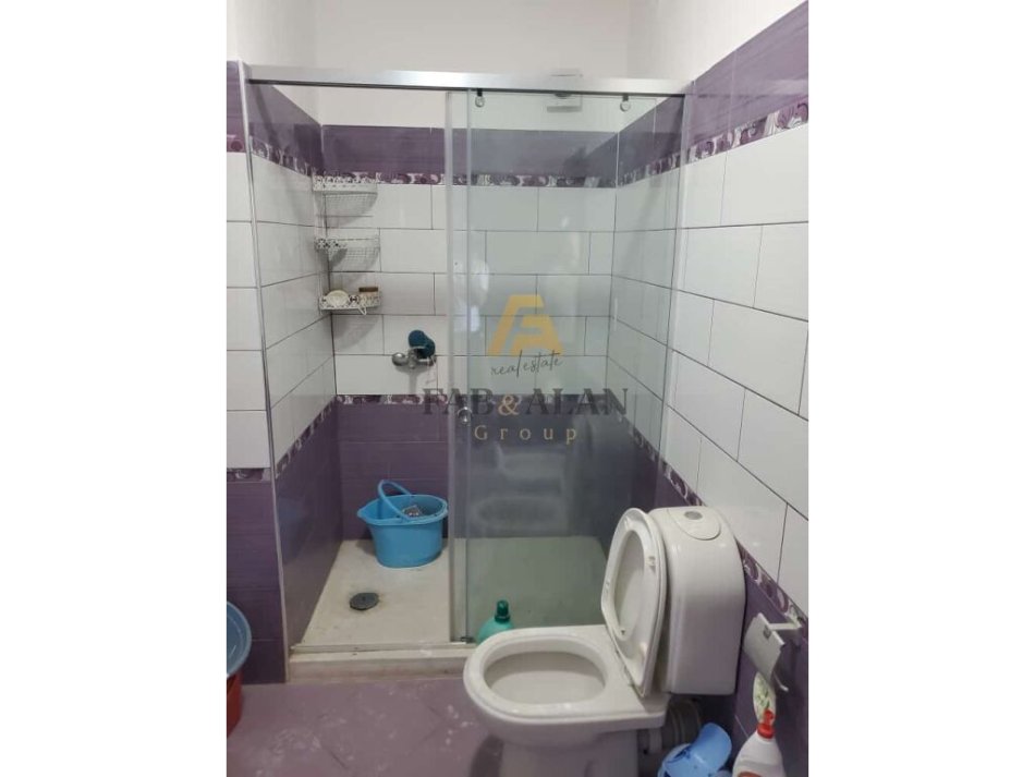 Durres, shitet apartament 2+1 Kati 9, 90 m² 72.000 € (Durres)