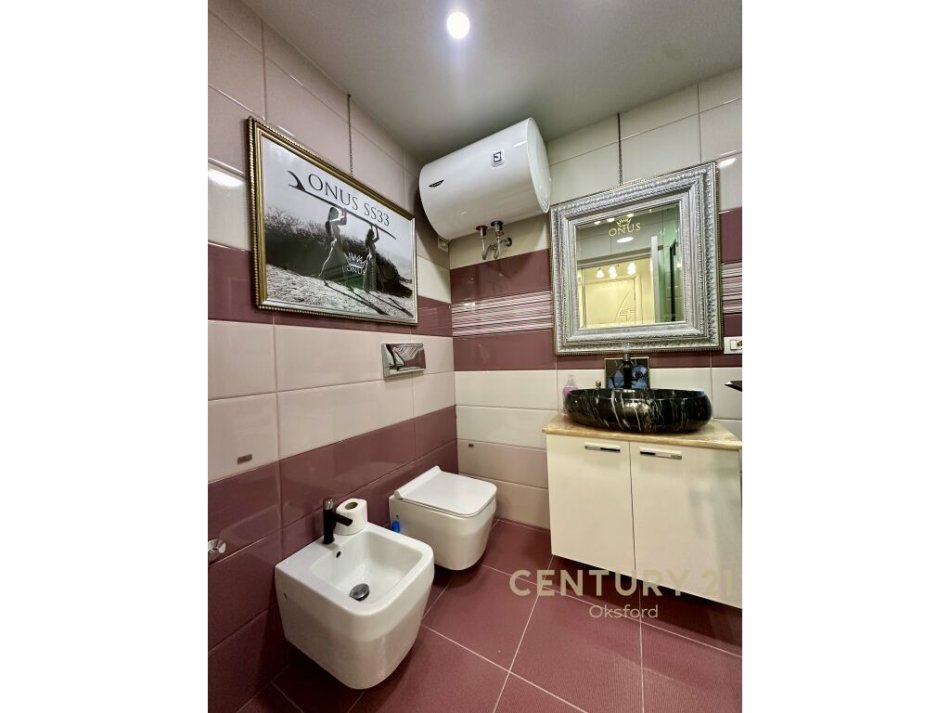 Tirane, shitet apartament 2+1 Kati 8, 102 m² 365.000 € (apartament 2+1 me arredim modern ne Bllok)